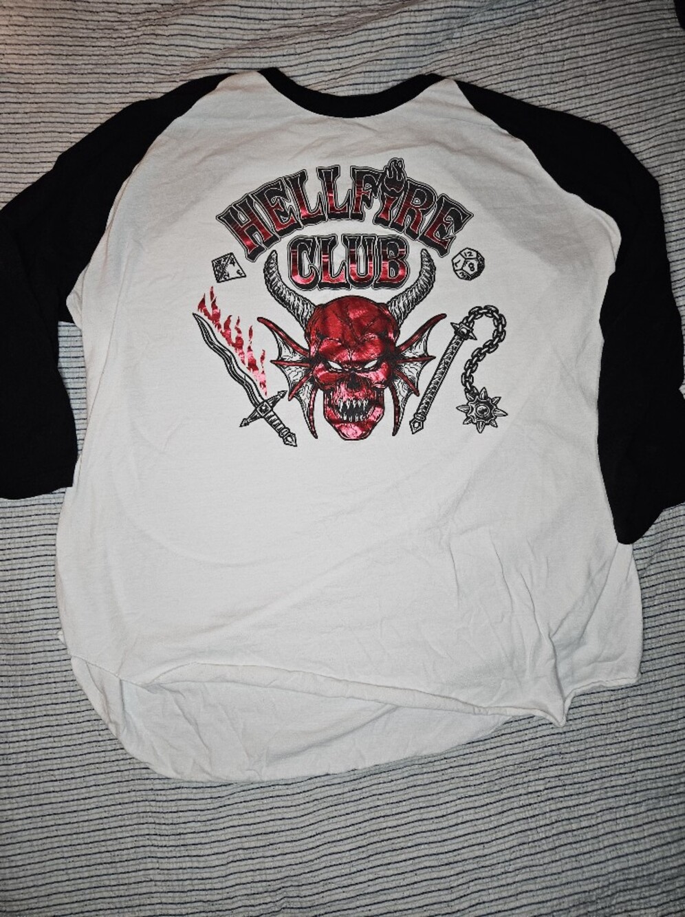 Netflix White and Black Long-Sleeve Tee with Red Skull Graphic